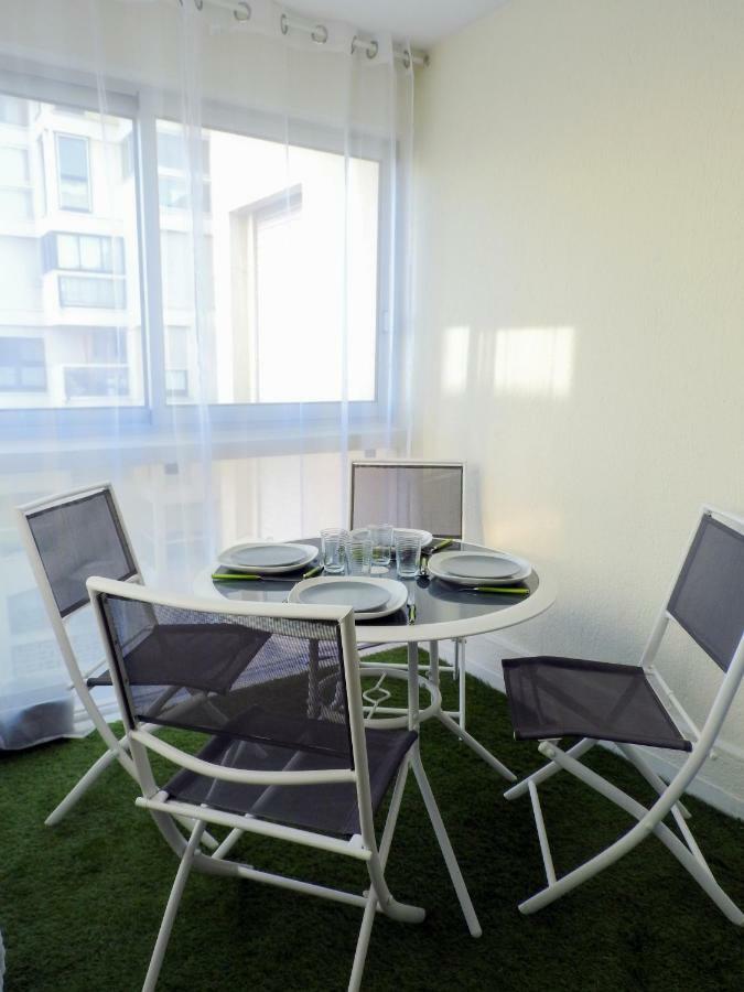 Appartement T2 De 40M2 Refait A Neuf Pour Vous ! Climatise La Grande-Motte Exterior foto